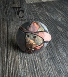“Moewdy” Buckle